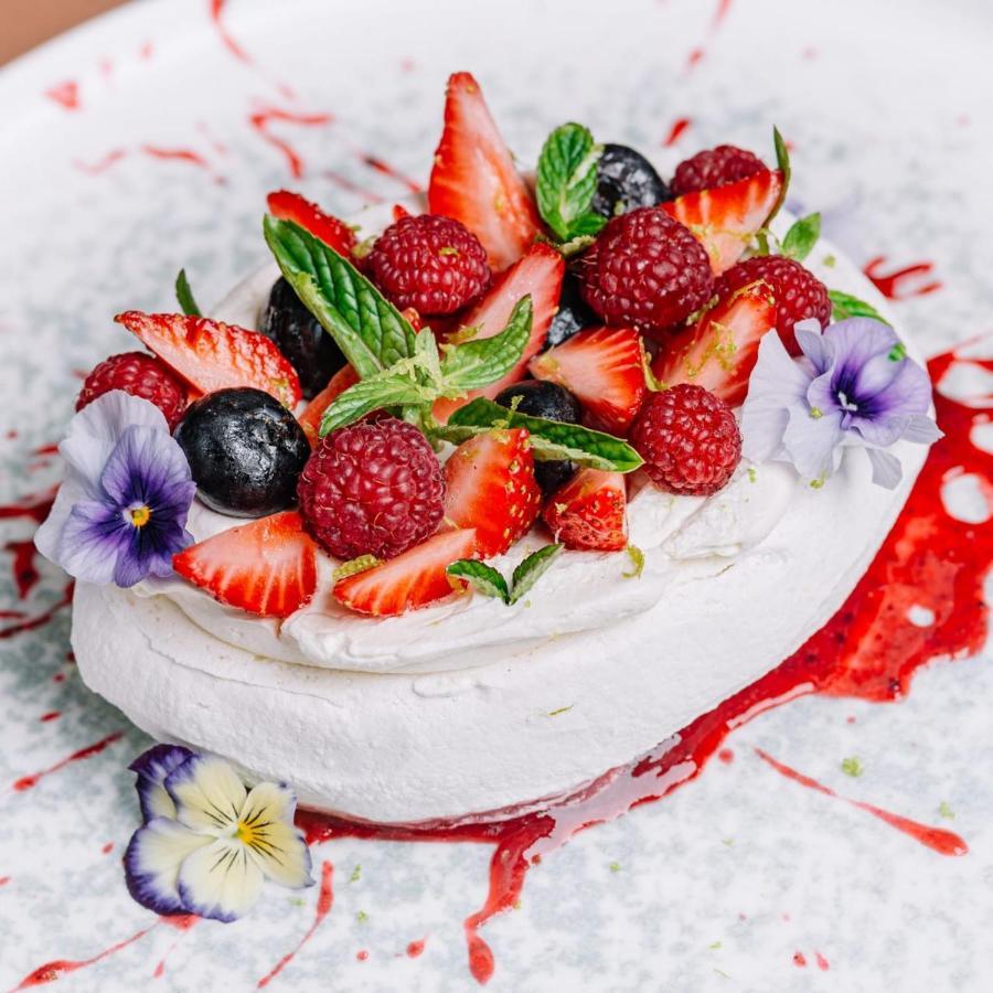 Royal Tulip Hotel & Casino, Tbilisi Luaran gambar Pavlova